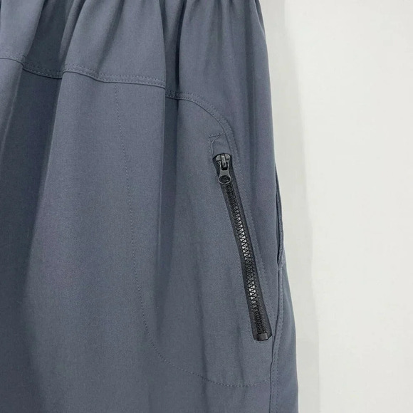 Champion Gear Shorts Men's Sz S Gray Elastic Waist Back Zip Pocket Pull on Relax - Picture 6 of 9